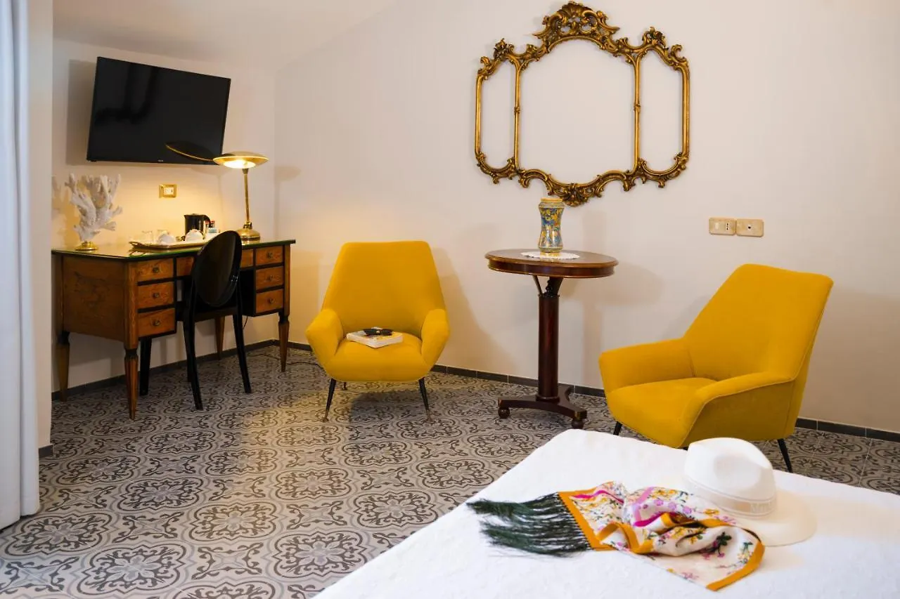 Hotel Villa Taormina 4*,  İtalya